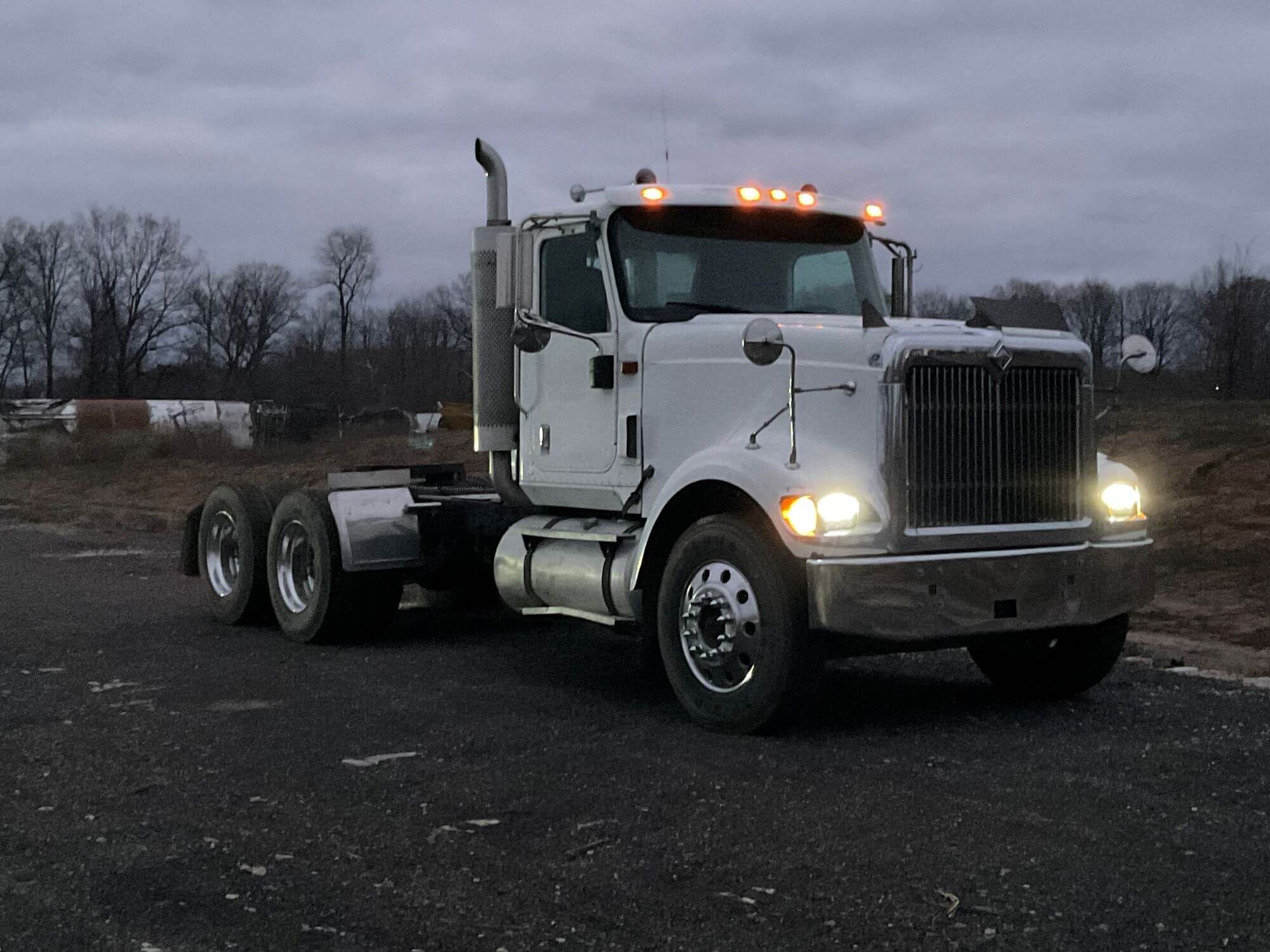 Truck, day cab